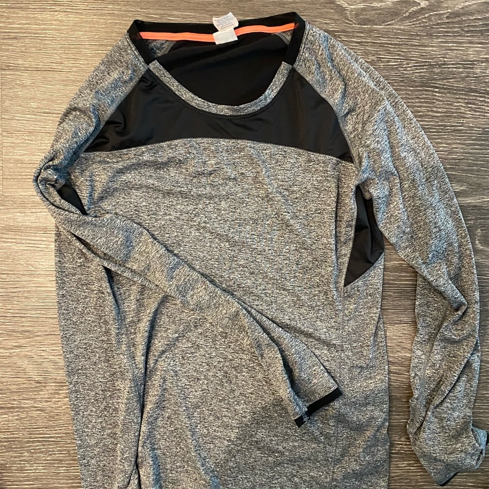 Champion long-sleeve workout top